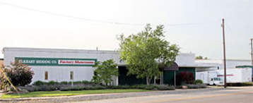 Factory Showroom Outside Factory Showroom Outside